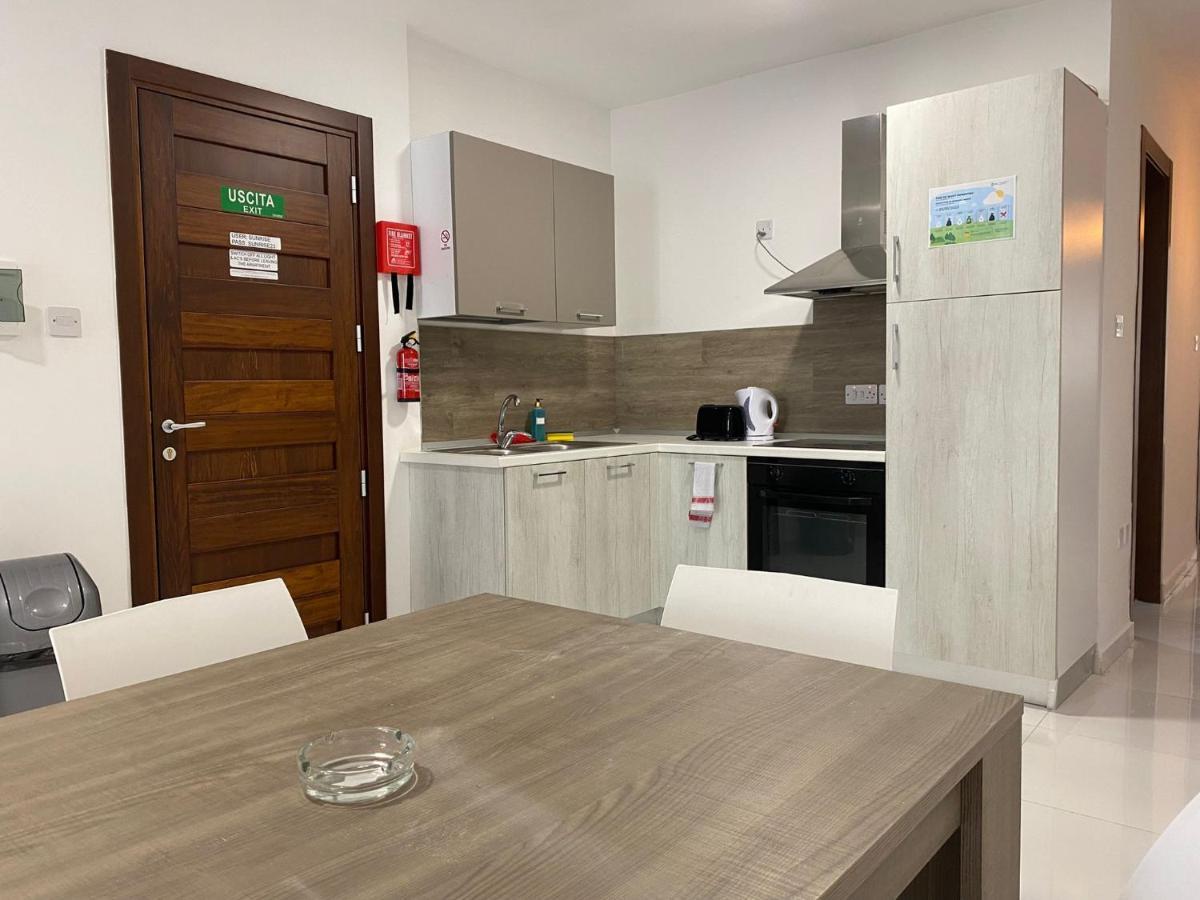 Sunrise Court Apartment Marsaskala Exterior photo
