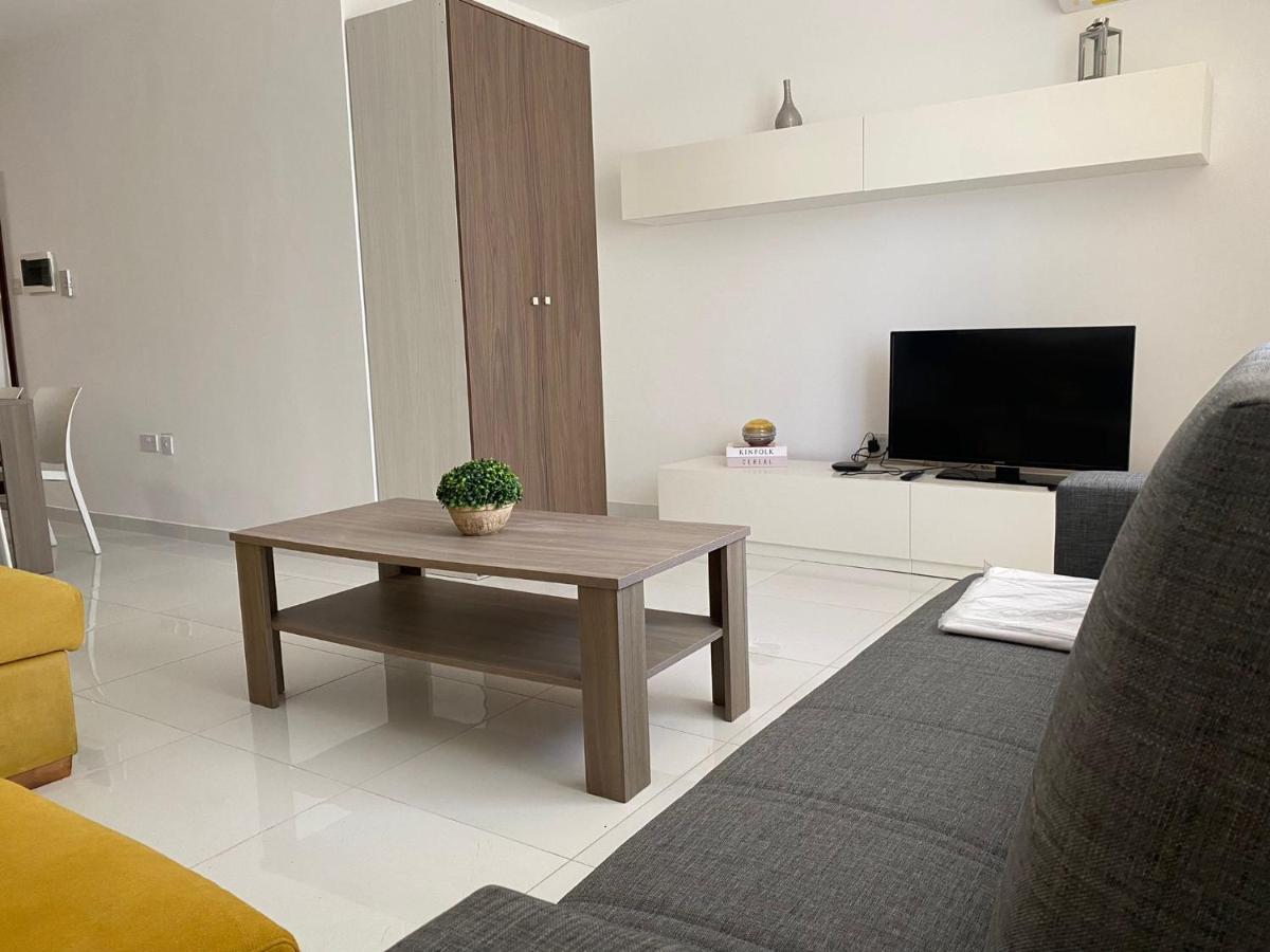 Sunrise Court Apartment Marsaskala Exterior photo