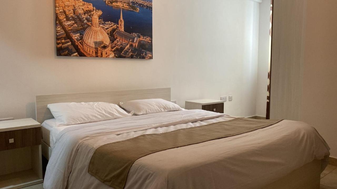 Sunrise Court Apartment Marsaskala Exterior photo